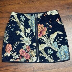 Bb Dakota Tapestry Floral Mini Skirt Size 2